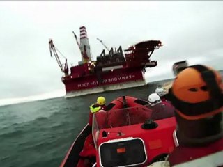 Greenpeace ataca plataforma da Gazprom