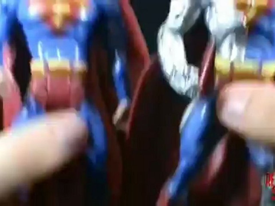 Toy Spot - Mattel DC Superheroes S3: Select Sculpt Cyborg Superman Figure
