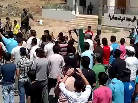 Syria فري برس درعا الجيزة جمعة لاتحزني درعا إن الله معنا 24-8-2012