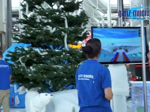 Sommer - Wintermärchen @ Hauptbahnhof München 23.-30.08.2012. Winterbahnhof im Hochsommer: Abkühlung im Sommer