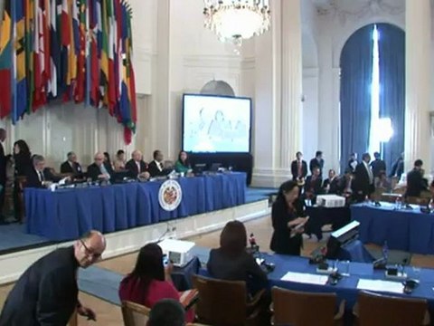 Assange: l'Equateur réclame des excuses publiques à Londres