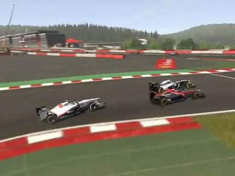 F1 2011 - GP de Belgique - Kier vs Pérez & Glock