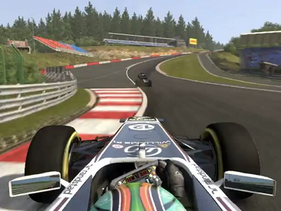 F1 2011 - GP de Belgique - Kier vs Trulli & Buemi en onboard