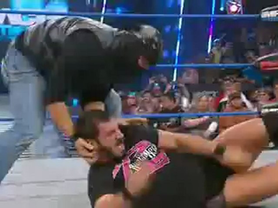 The Locker Room Unites to fight The Aces & 8s(entertainmentwwe blogspot)