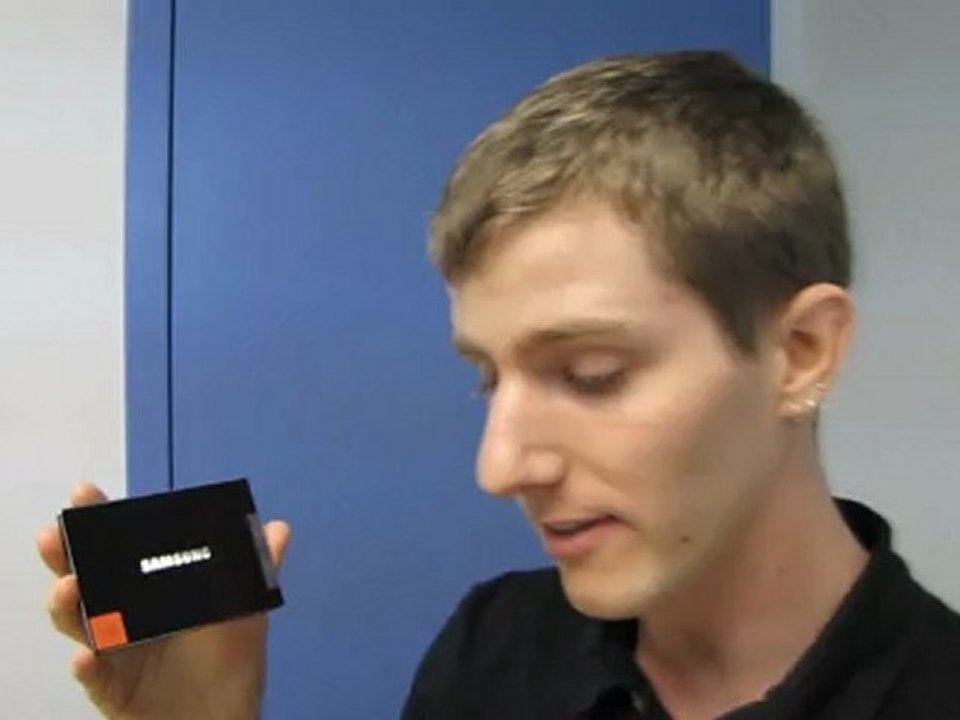 Samsung 830 Series SSD Bare Drive Package Unboxing & First Look Linus Tech Tips