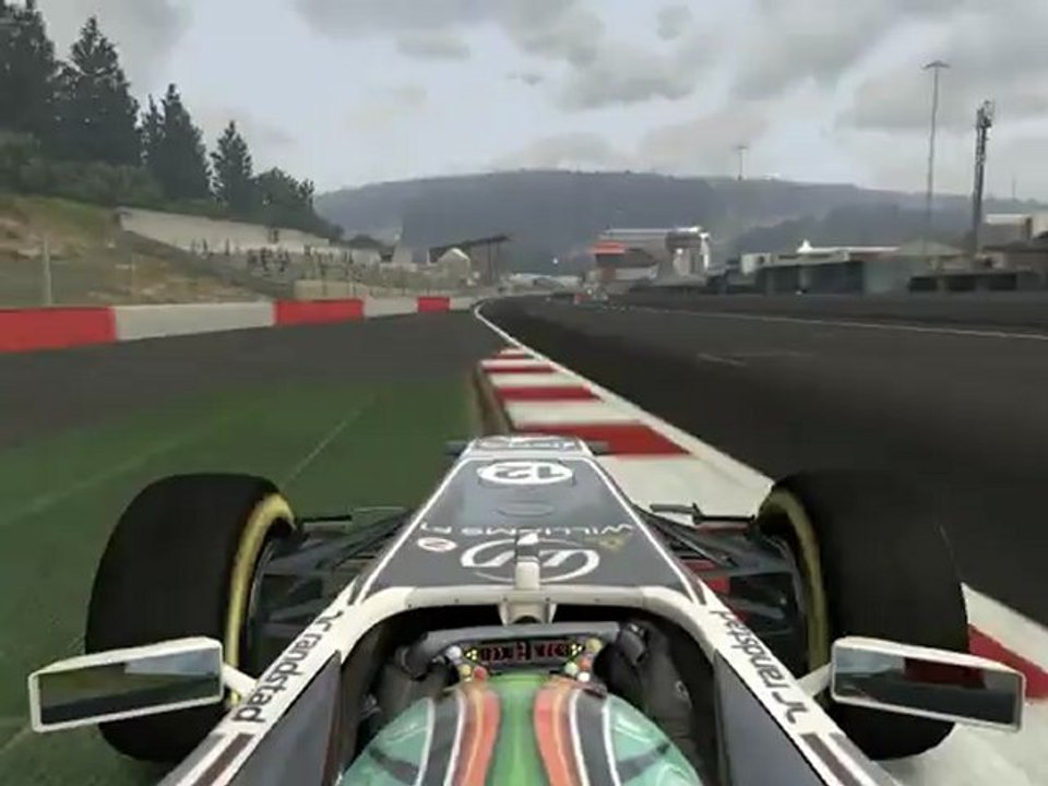 F1 2011 - GP de Belgique - Kier vs Alonso en onboard