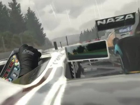 F1 2011 - GP de Belgique - Kier vs Pérez et Trulli