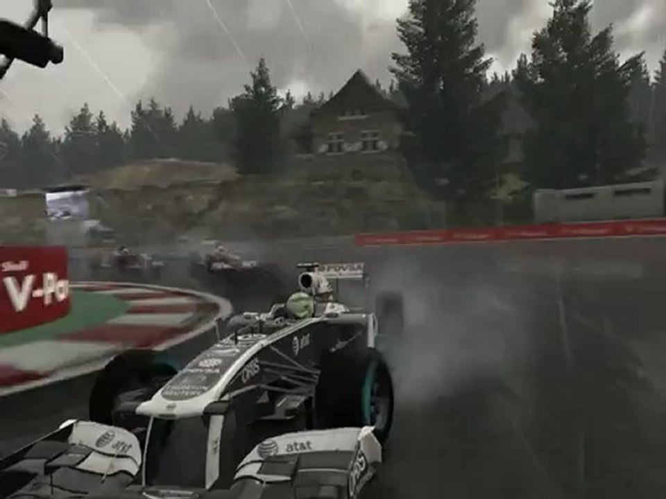F1 2011 - GP de Belgique - Hamilton vs Buemi