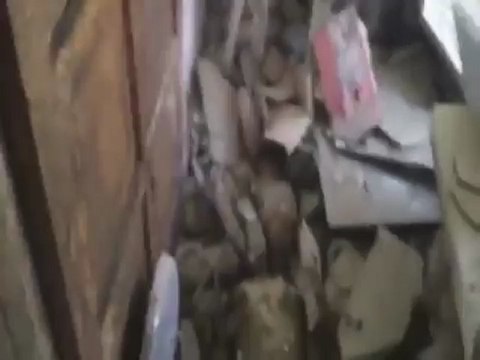Syria فري برس دير الزور تدمير المنازل في حي الجبيلة بديرالزور 25-8-2012