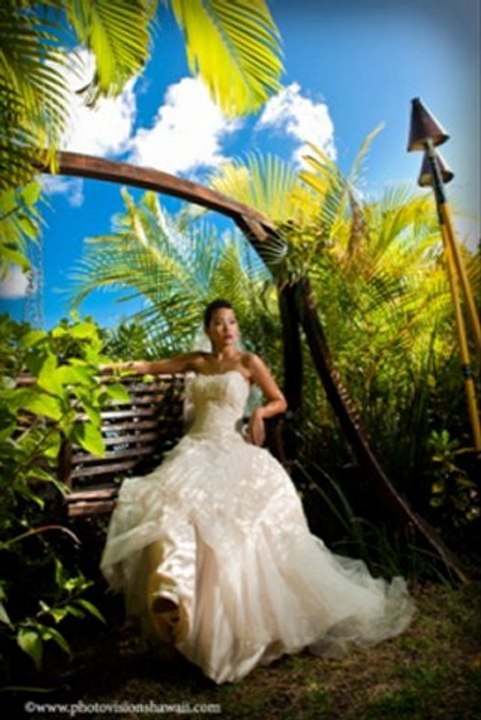 Hawaii Makeup Artist - Monae Watkins