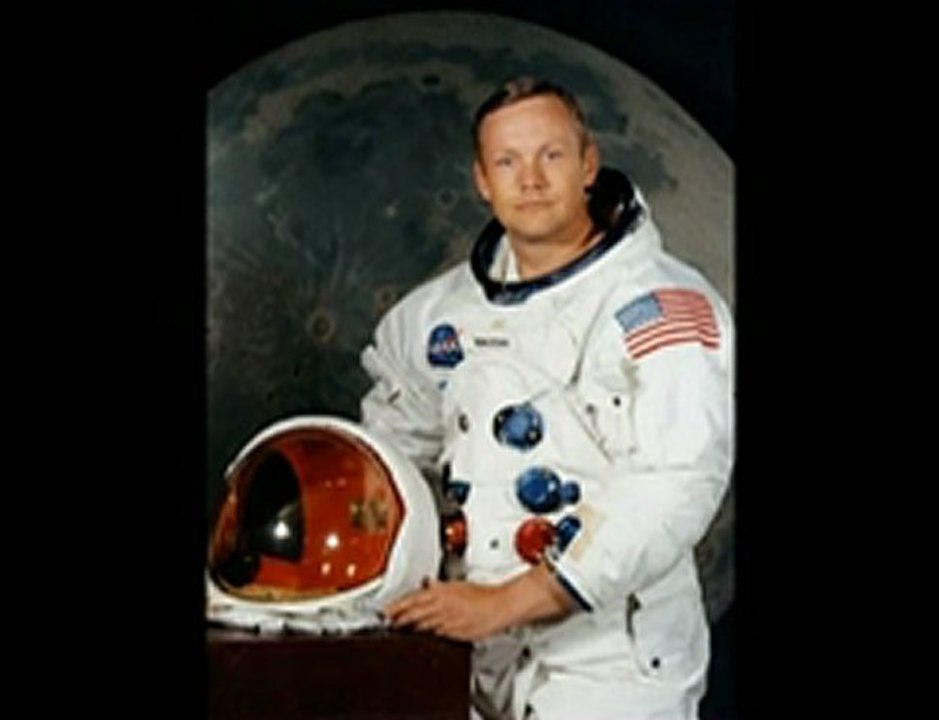 Neil Armstrong One Small Step   (1930-2012)