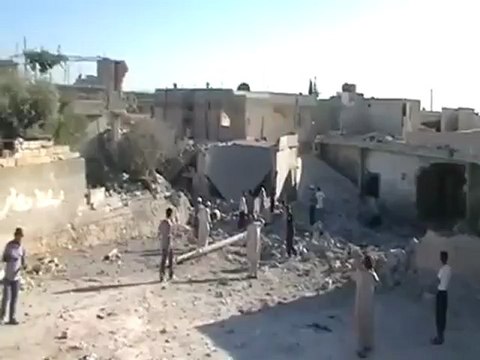 Syria فري برس ريف ادلب حزانو آثار القصف بالطيران الميغ25 8 2012 ‫ج5