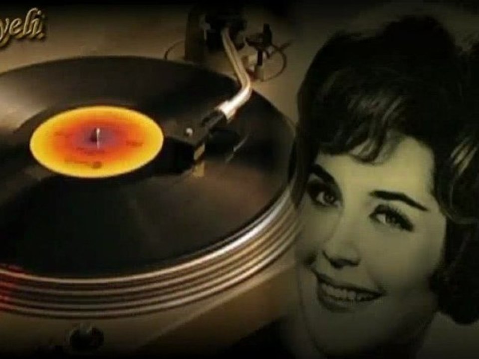 Nesrin Sipahi  ♪♪♪  Neler Ettin Sen Neler, Senelerce Sen Ban