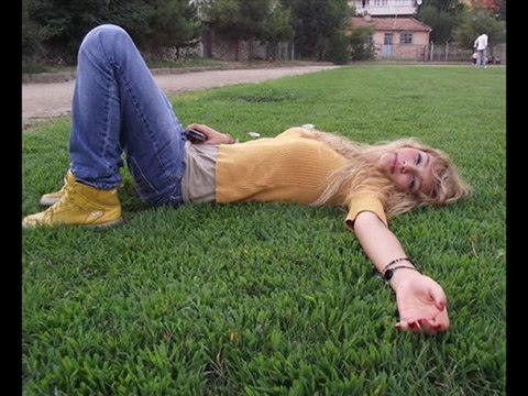 SeNi ÖzLeDiM 2012 Memet Volkan Ft. Selen Nur Seni ozledim- ( süper amatör )