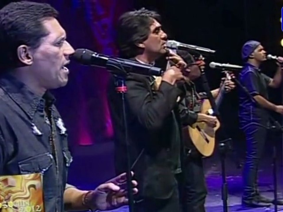 Los Nocheros (HD) - Vuela Una Lagrima - COSQUIN 2012