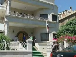 Syrian VP ends defection rumours