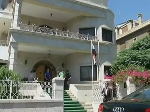 Syrian VP ends defection rumours