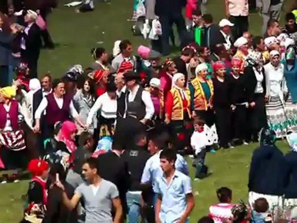 GÜNGÖR YILDIZ  TRABZON AKCAABAT .TÜRKİYE  TANIDAN VİDİO