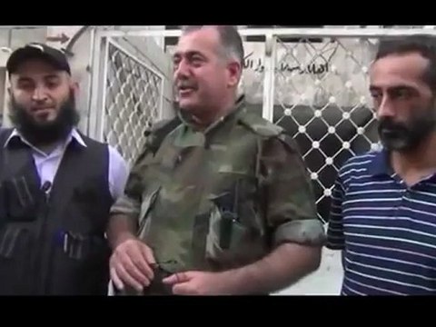 Syria فري برس حلب العقيد عبد الجبار عكيدي-أحد قادة لواء التوحيد بلسكري 26=8-2012