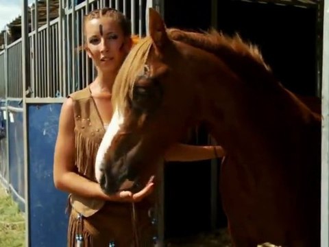 LE CHAT ERRANT West Country 2012 : Izia et Radjah !