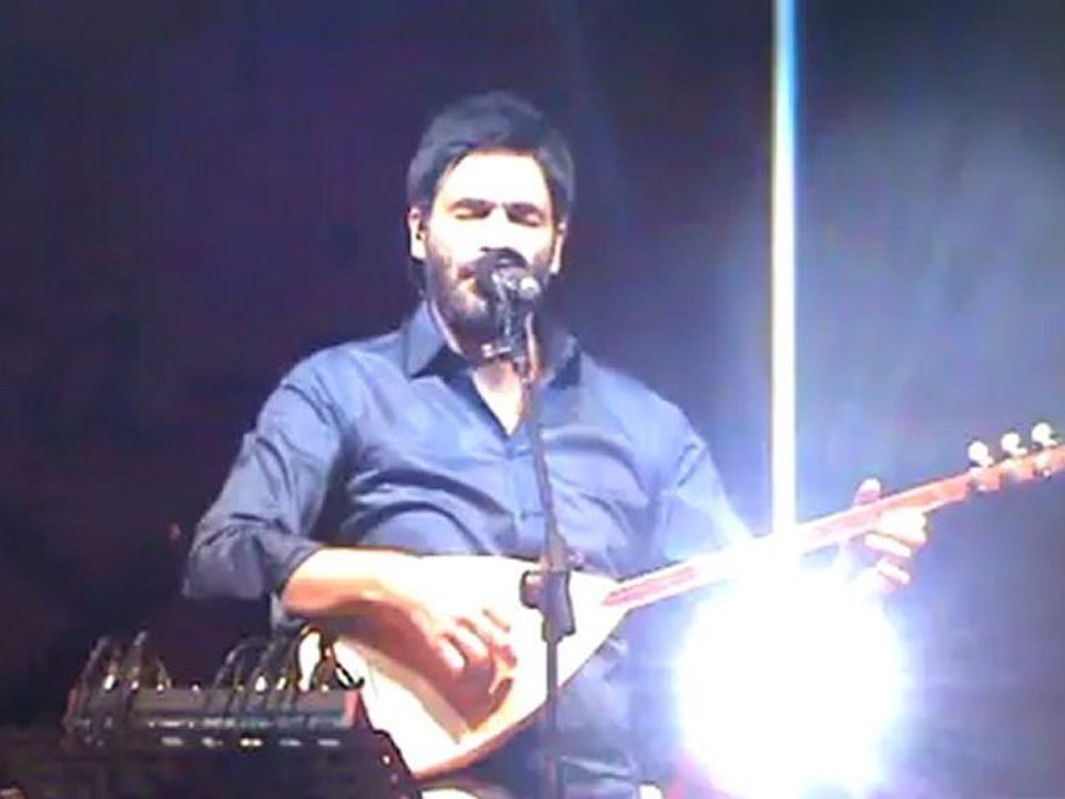 Bir Olana Bağlanmışım & Vatan Sağolsun -Uğur Işılak /Temâşâ-i Ramazan/Bursa-2012(bölüm-6)