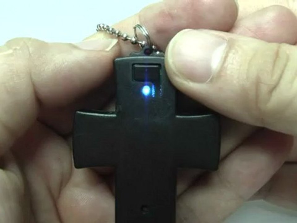 Demo of the 8GB Wearable Mini Spy Camera and Camcorder