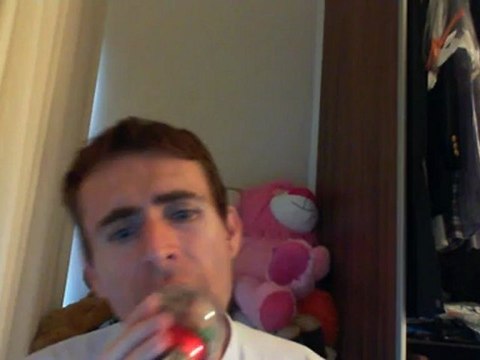 Wiwi égratigne la Chine d'Eric Charden