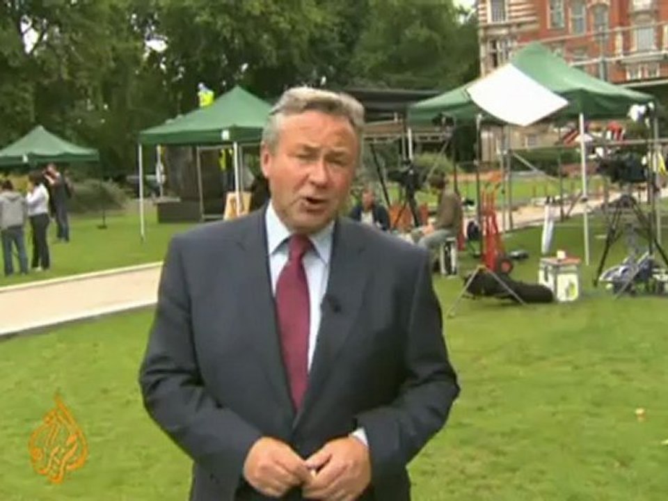 Police resignations affect phone-hacking scandal
