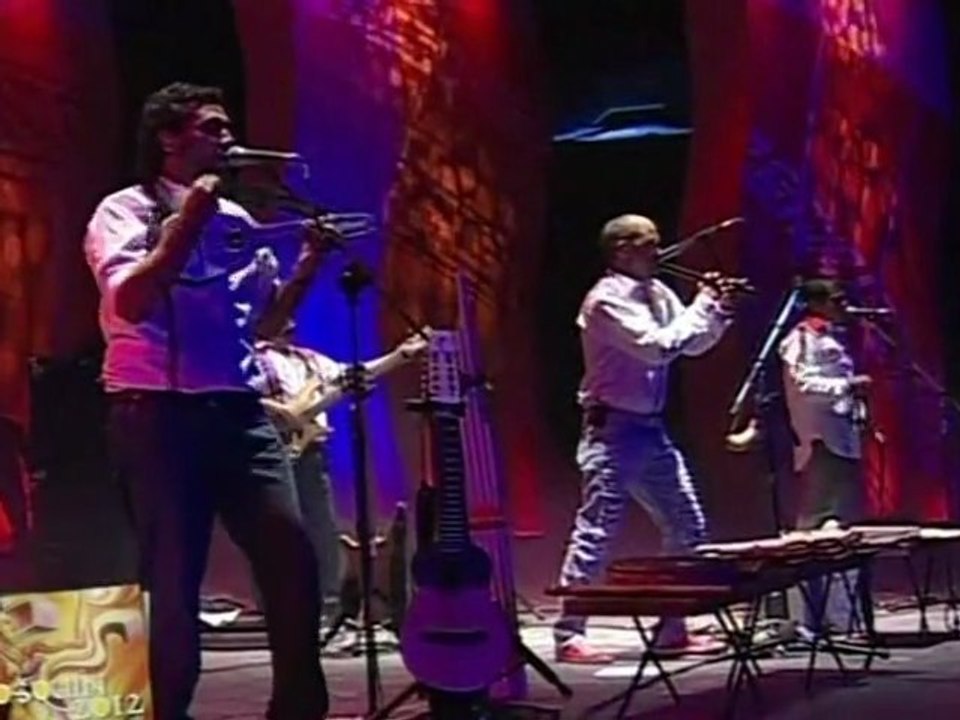 Los Tekis (HD) - Pensando en Ti - COSQUIN 2012