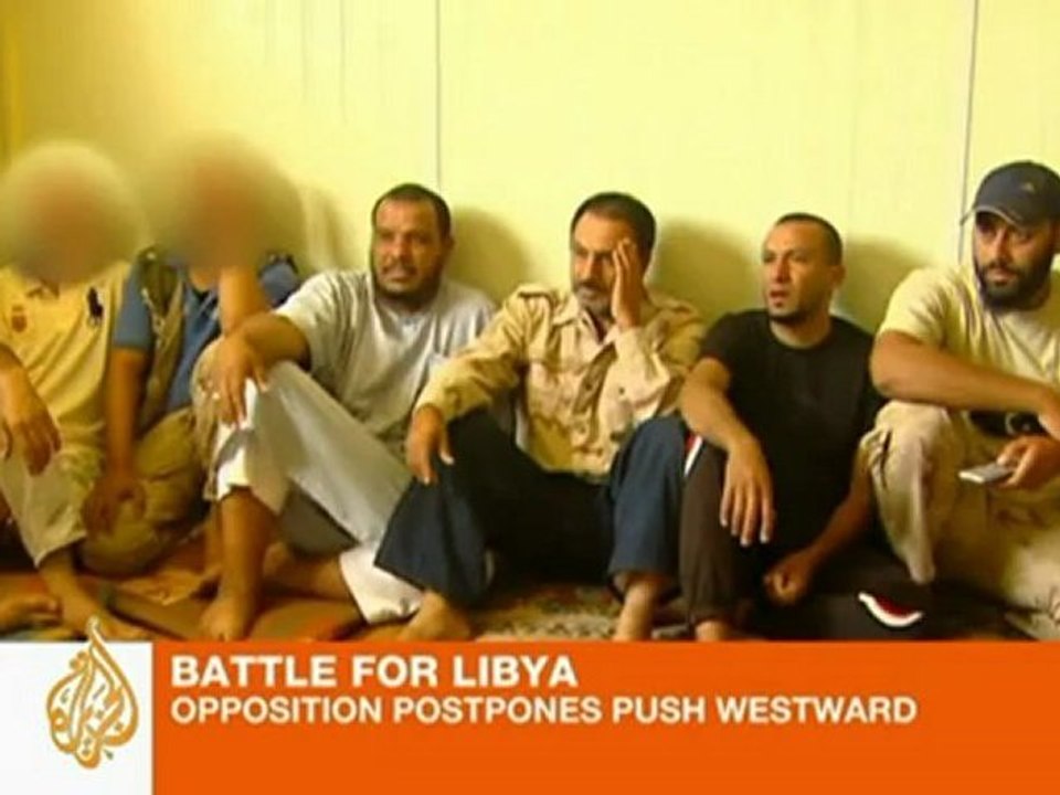 Libyan rebels suspend westwards advancement
