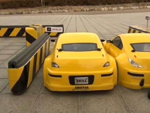 Drift en mini voiture RC pour se garer