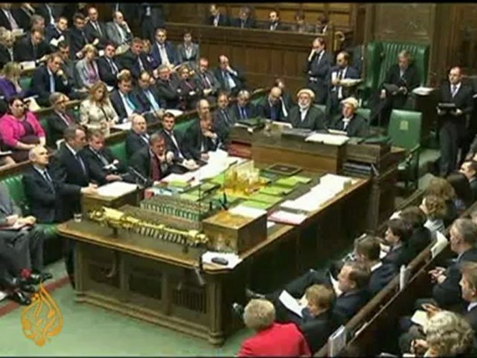 British defence secretary Liam Fox resigns