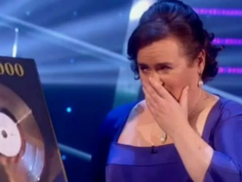 SUSAN BOYLE - A great time for Susan. Receives an award for her first album I Dreamed a Dream