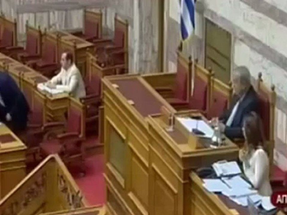 Govt vows to crush far-right "stormtroopers"
