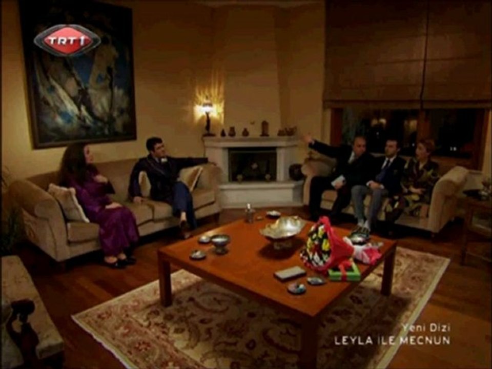 Leyla İle Mecnun  / 1.bölüm / mecnun: baba bı kız çok güzel