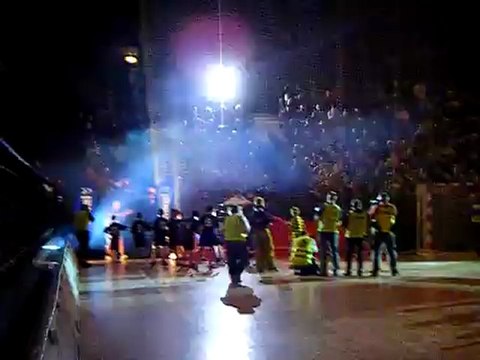 Premier match au Phare, entrée des joueurs, ambiance...