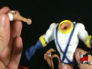 Toy Spot - Mezco Earthworm Jim