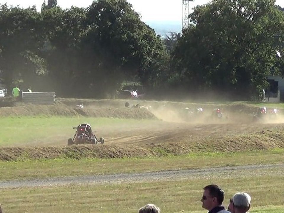 Pirouette fait du kart (by Andy)