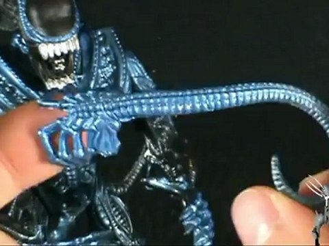 Retro Spot - Kenner Aliens Gorilla Alien with Face Hugger