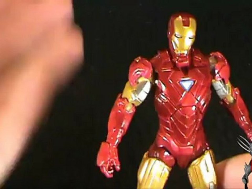 Toy Spot - Hasbro Avengers Concept Series Heavy Artillery Iron Man