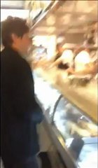 Aécio bebum num boteco do Rio