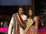 Hot Raima Sen Walks Ramp with Tushar Kapoor