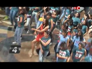 Priyanka to make her song debut at NFL, Farah: Shahrukh is not promoting Joker & more news