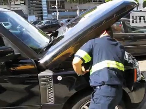 Range Rover: Scott Disicks Car Breaks Down In Beverly Hills.