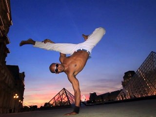 Vamos Capoeira - Holidays Night in Paris by Seghir Lazri