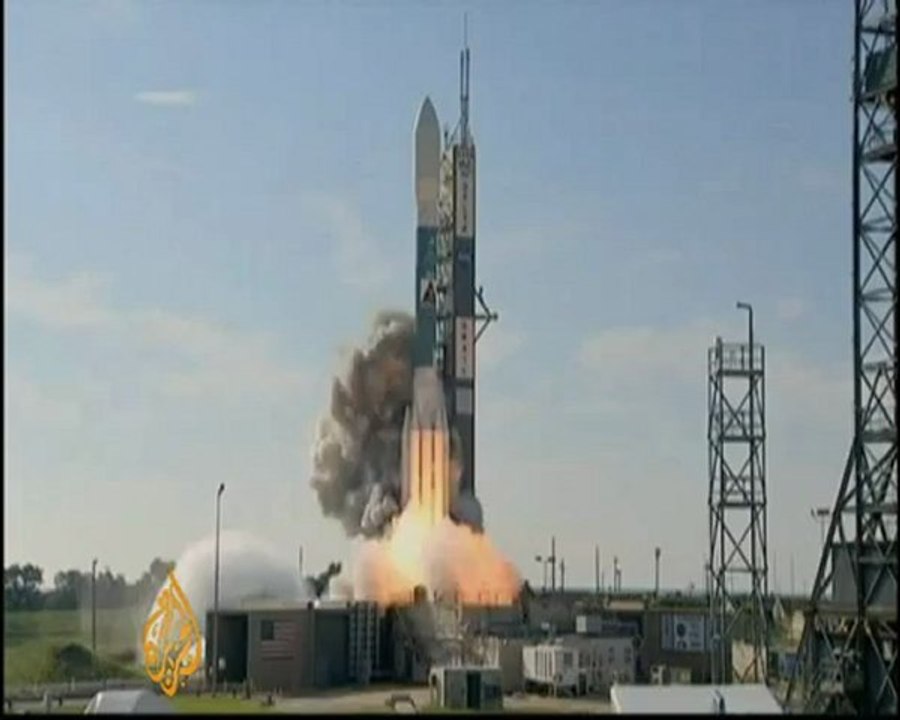 NASA probes set for lunar orbit