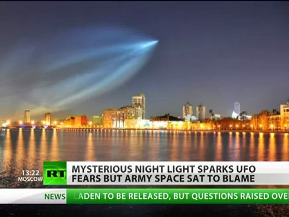 Mystery 'UFO' lights spotted over Russia shock masses