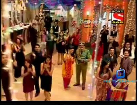 Golmaal Hai Bhai Sab Golmaal Hai 28th August 2012 pt1