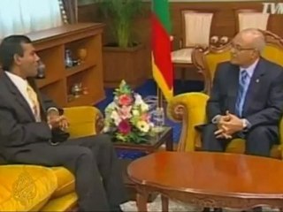 Maldives president quits after protests