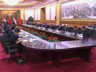 Egypt's new leader seeks balanced relations